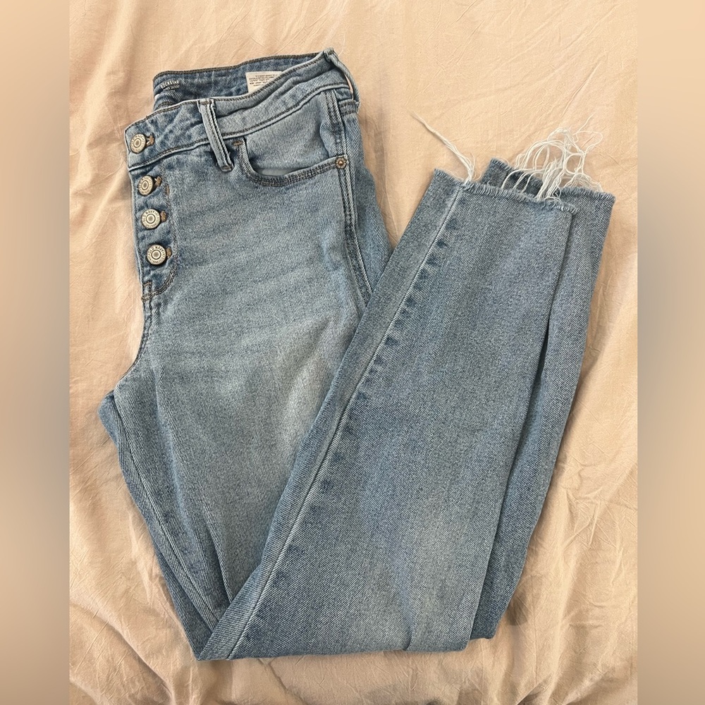 Old Navy Rockstar Super Skinny Ankle Jeans